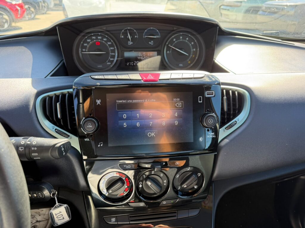 Foto Auto 14
